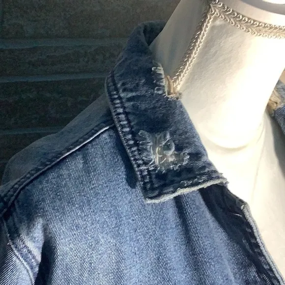 ⭐️ TINSEL - Sz M - totally distressed jean jacket all over - rounded hem as well