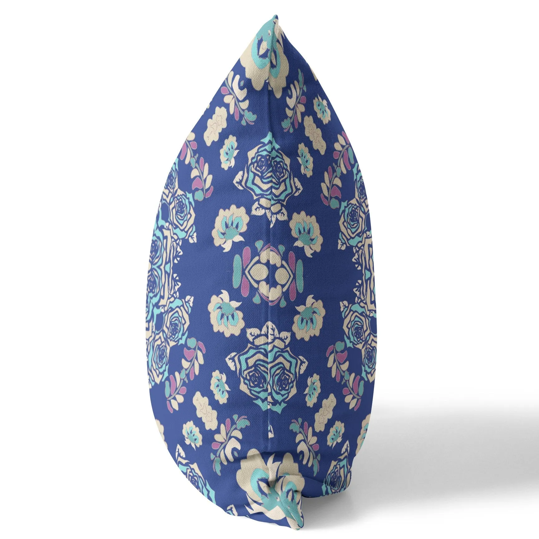 26” Blue Cream Wreath Indoor Outdoor Zippered Throw Pillow