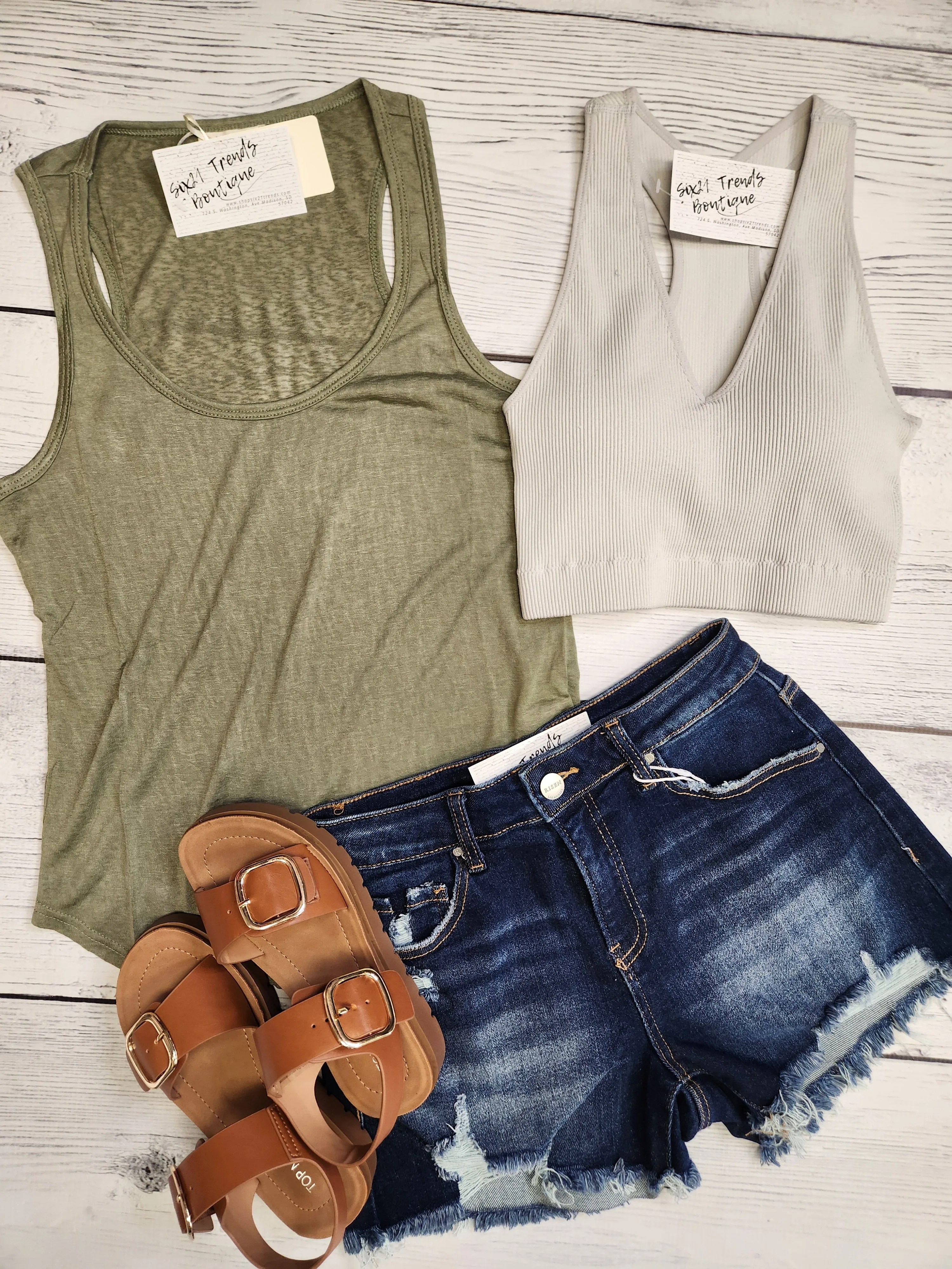 Active Loose Fit Sleeveless Top (2 colors)