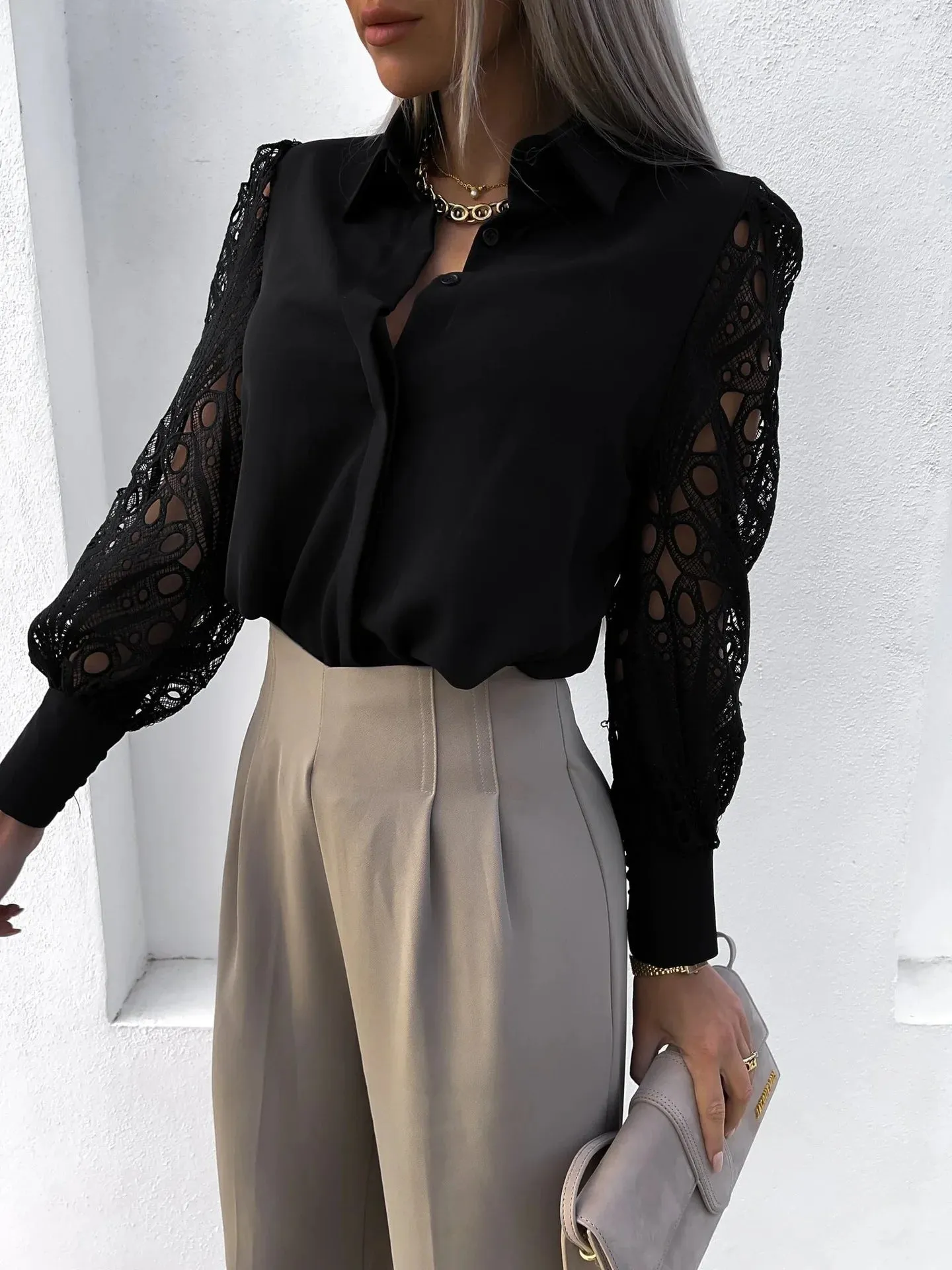 Amelia – Elegant Chiffon V-Neck Blouse