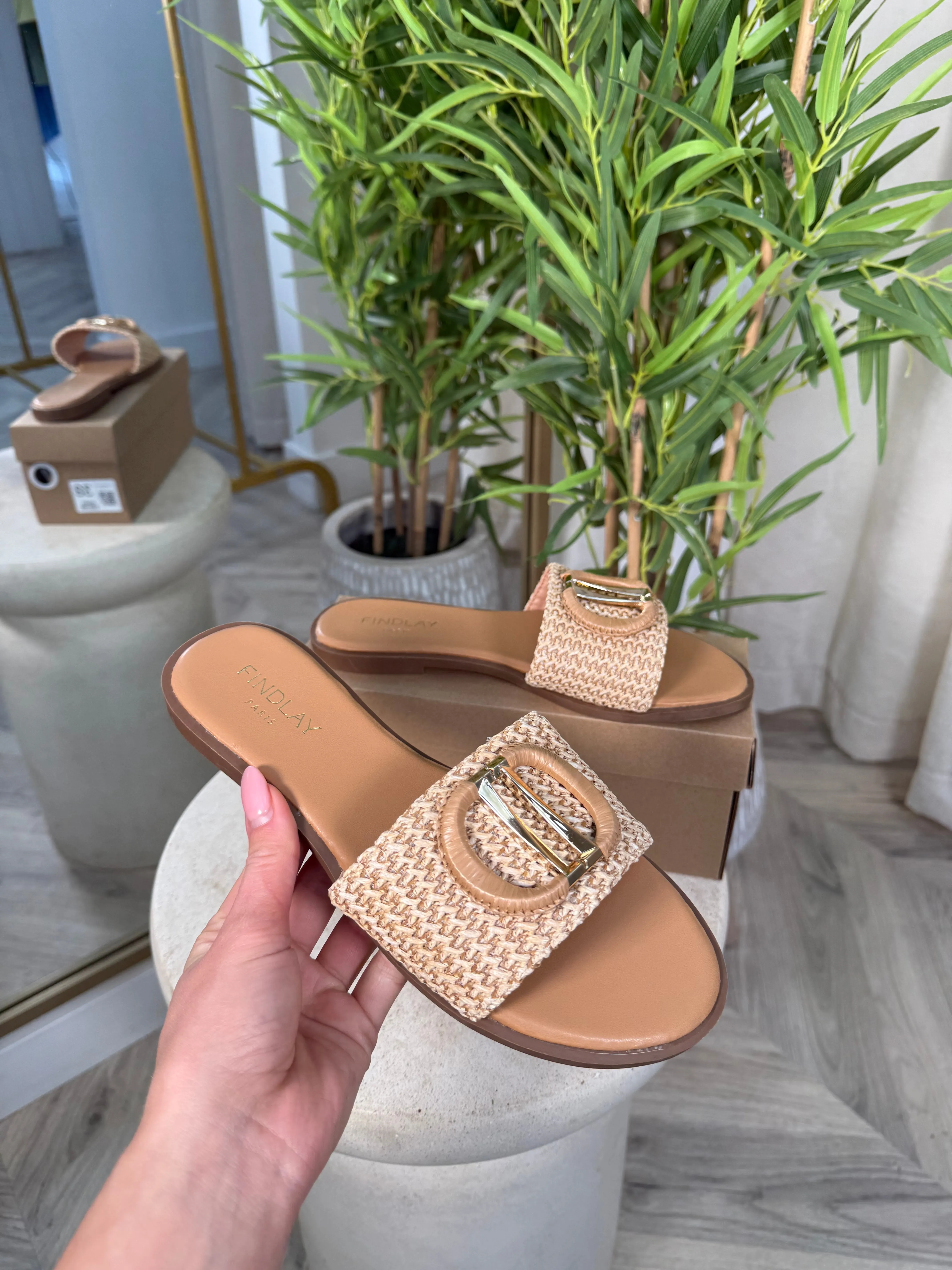 Danica Gold Detailed Flat Sandals