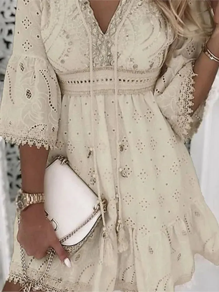 Elegant White Hollow Lace Mini Dress