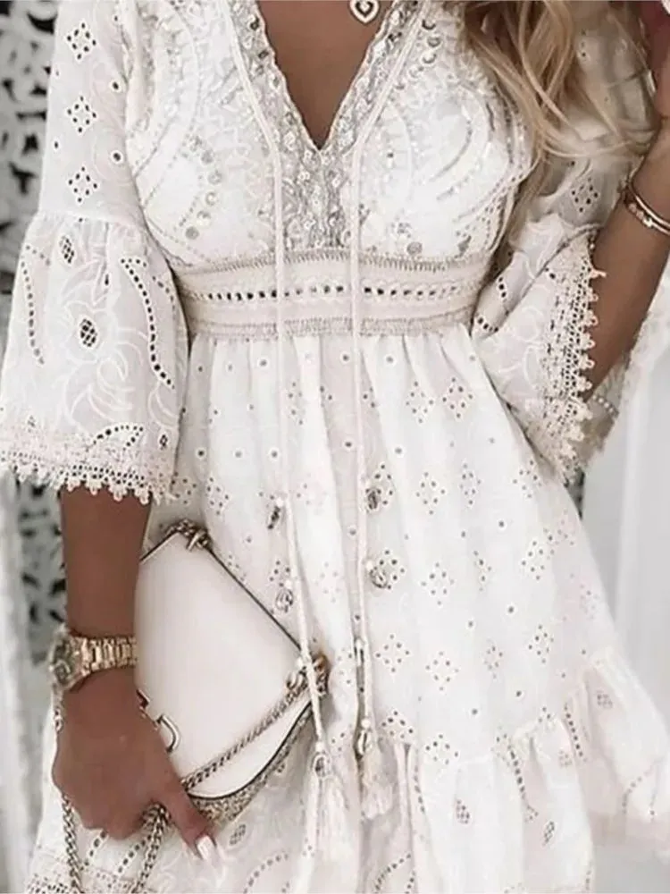 Elegant White Hollow Lace Mini Dress