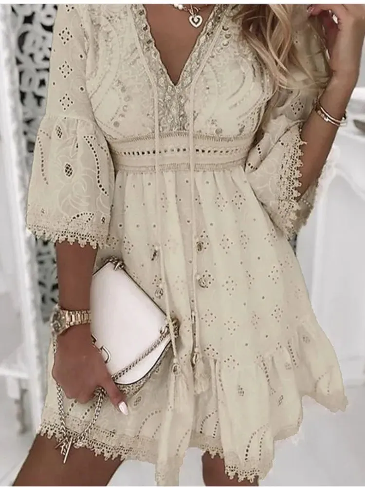 Elegant White Hollow Lace Mini Dress