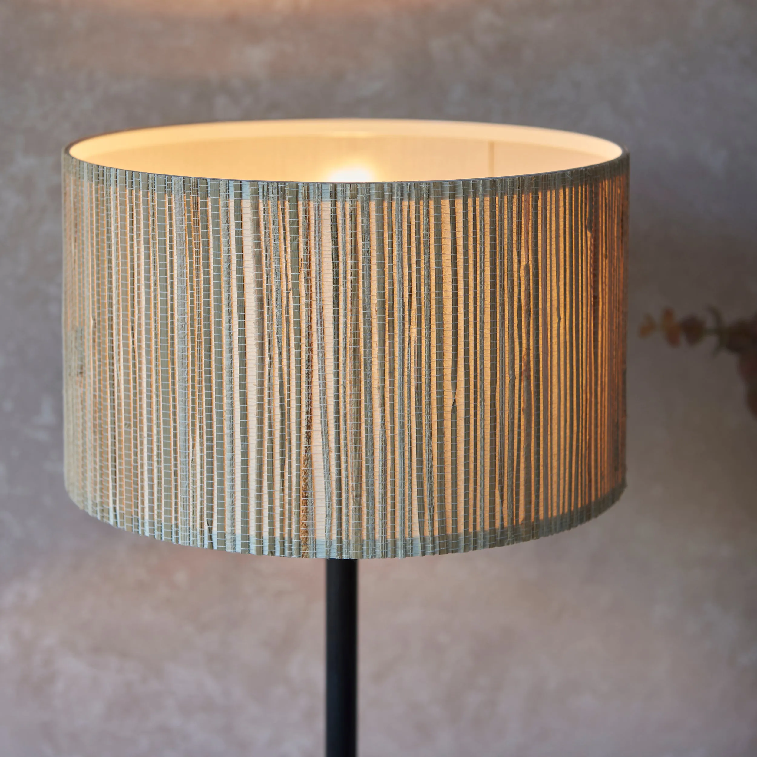 Endon 101693 Longshore 1lt Table Natural seagrass & matt black 10W LED E27 (Required)