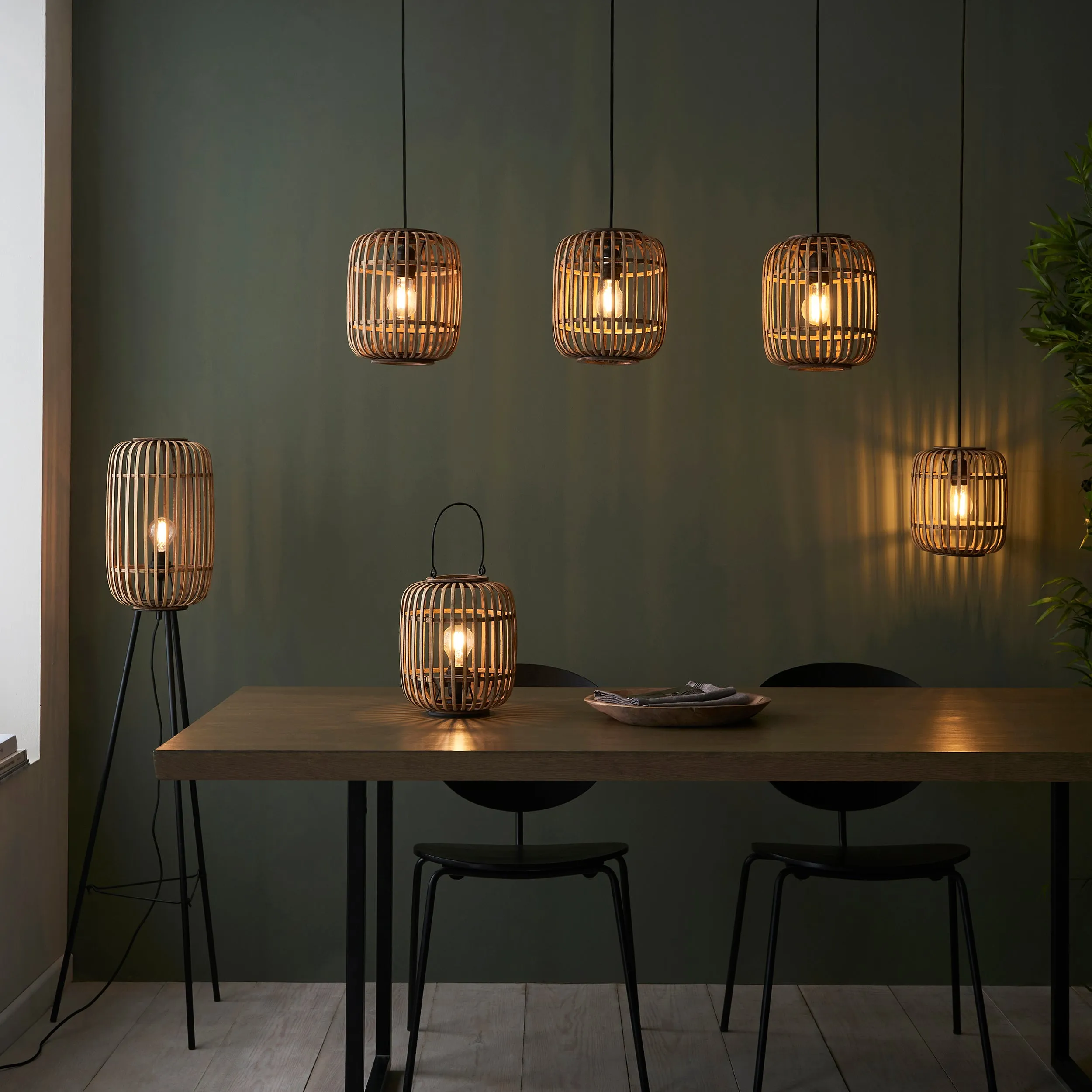 Endon 101775 Mathias 3lt Pendant Natural bamboo, plywood & matt black paint 3 x 10W LED E27 (Required)