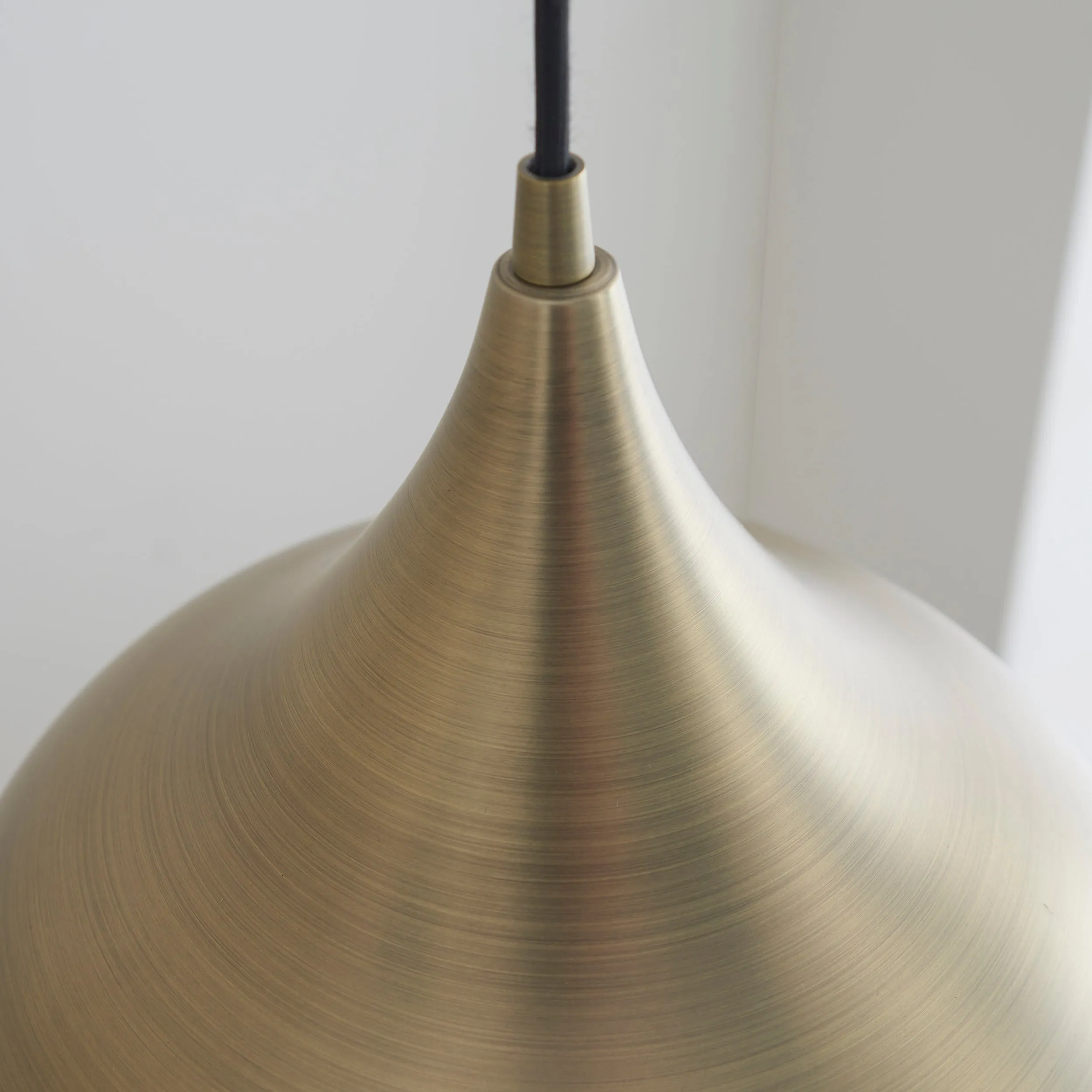 Endon 61299 Brosnan 1lt Pendant Matt antique brass paint 19W LED (SMD 2835) Cool White