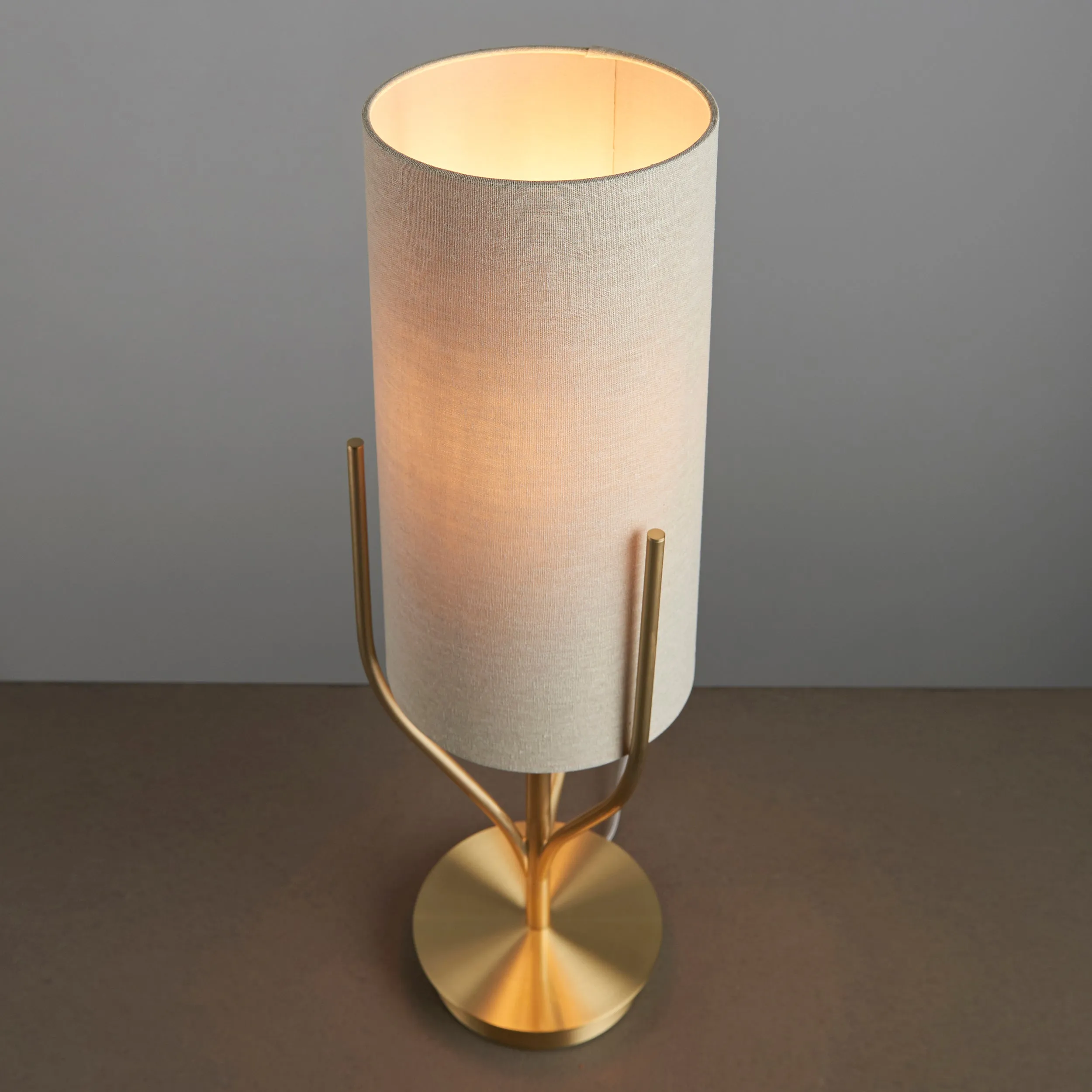 Endon 95467 Fraser 1lt Table Satin brass plate & natural linen mix fabric 10W LED E27 (Required)