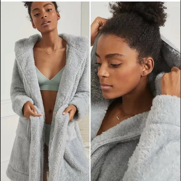 Extremely Soft &amp; Cuddle Pretty Light_Grey Robe with Hoodie &amp; Belt “Wake Up”