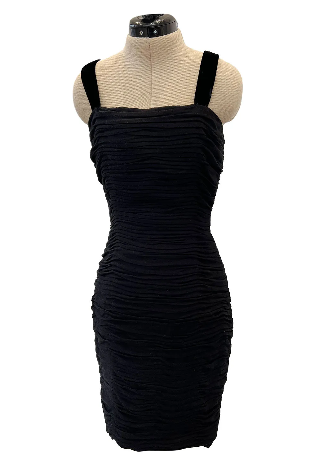 Fall 1988 Oscar de la Renta Miss O Gathered Dress w Incredible Back Button Finish