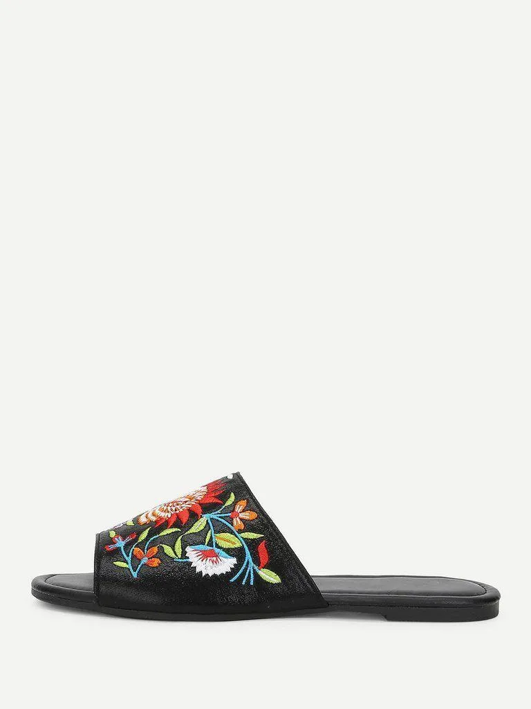 Flower Embroidered Flat Sandals