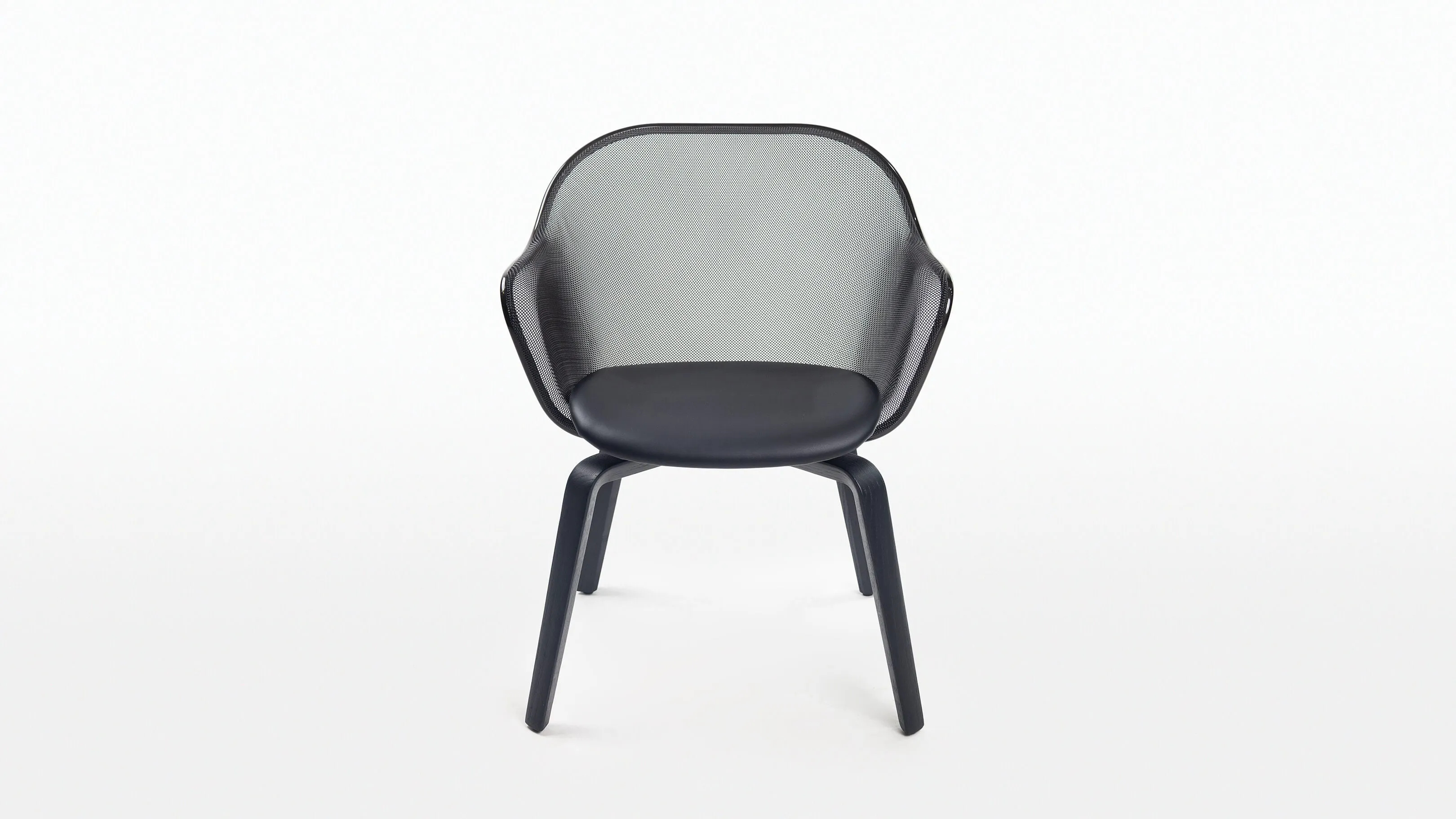 Iuta Armchair Black Leather