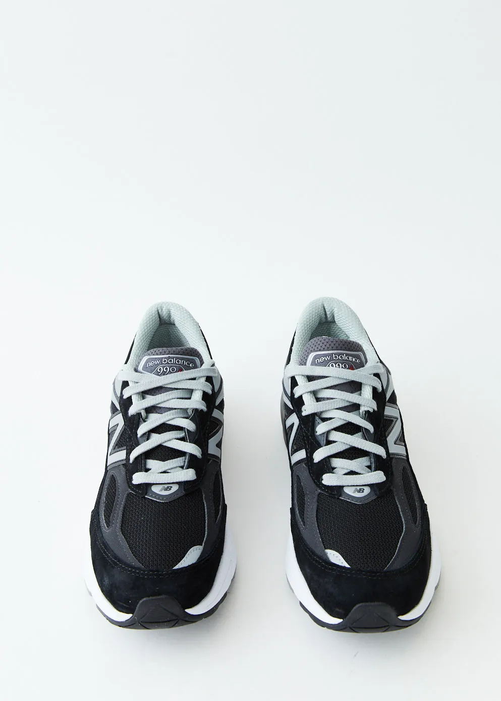 MADE in USA 990v6 Sneakers