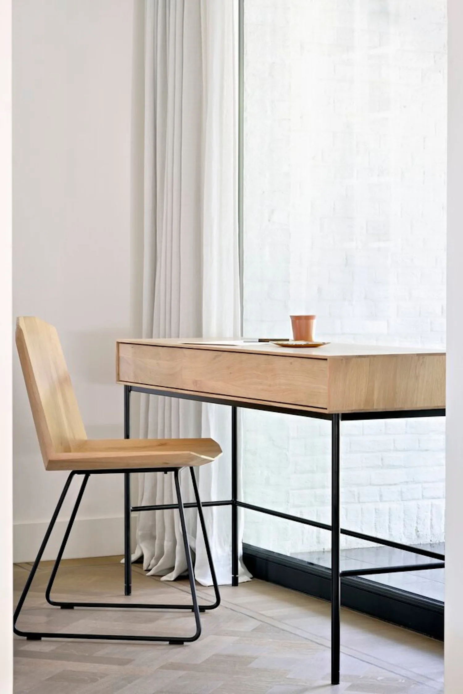 Oak Whitebird Desk - Varnished