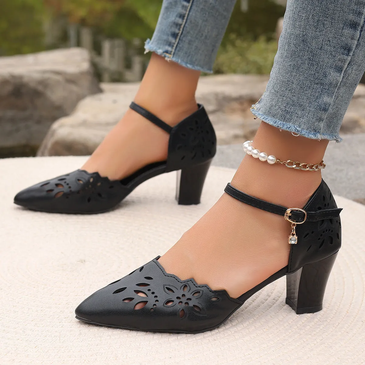 One-word Belt Casual Mid Heel Women's High-heeled Sandal