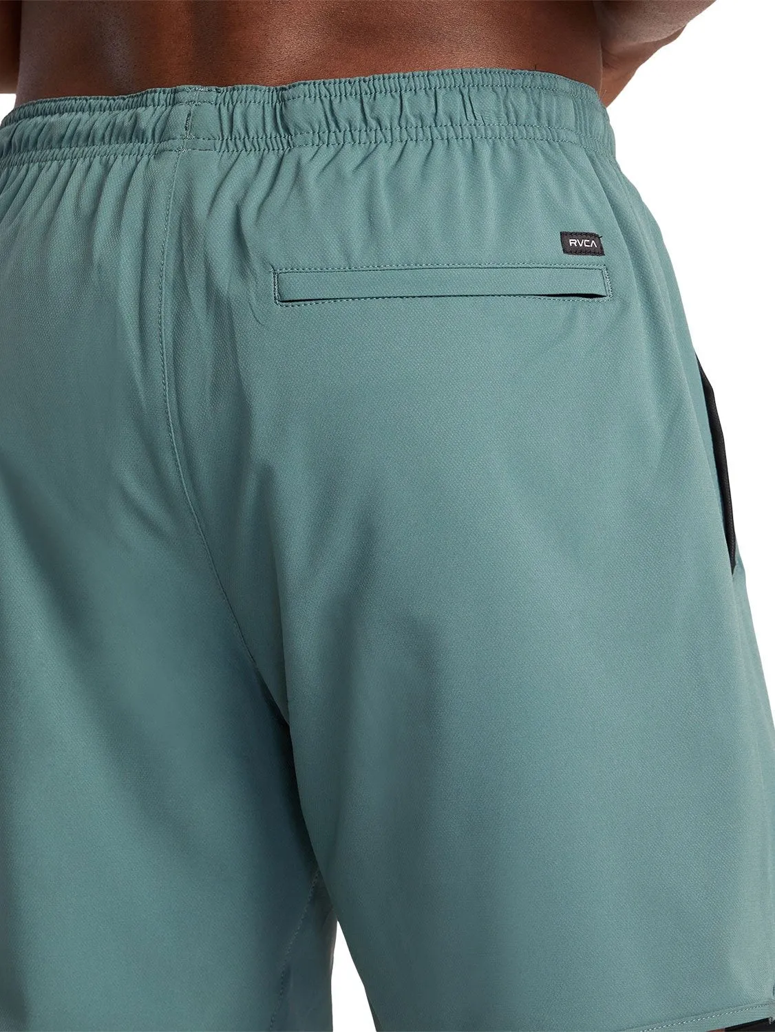 RVCA Men's 17" Yogger Stretch