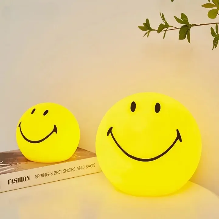 Smiling Face Lamp