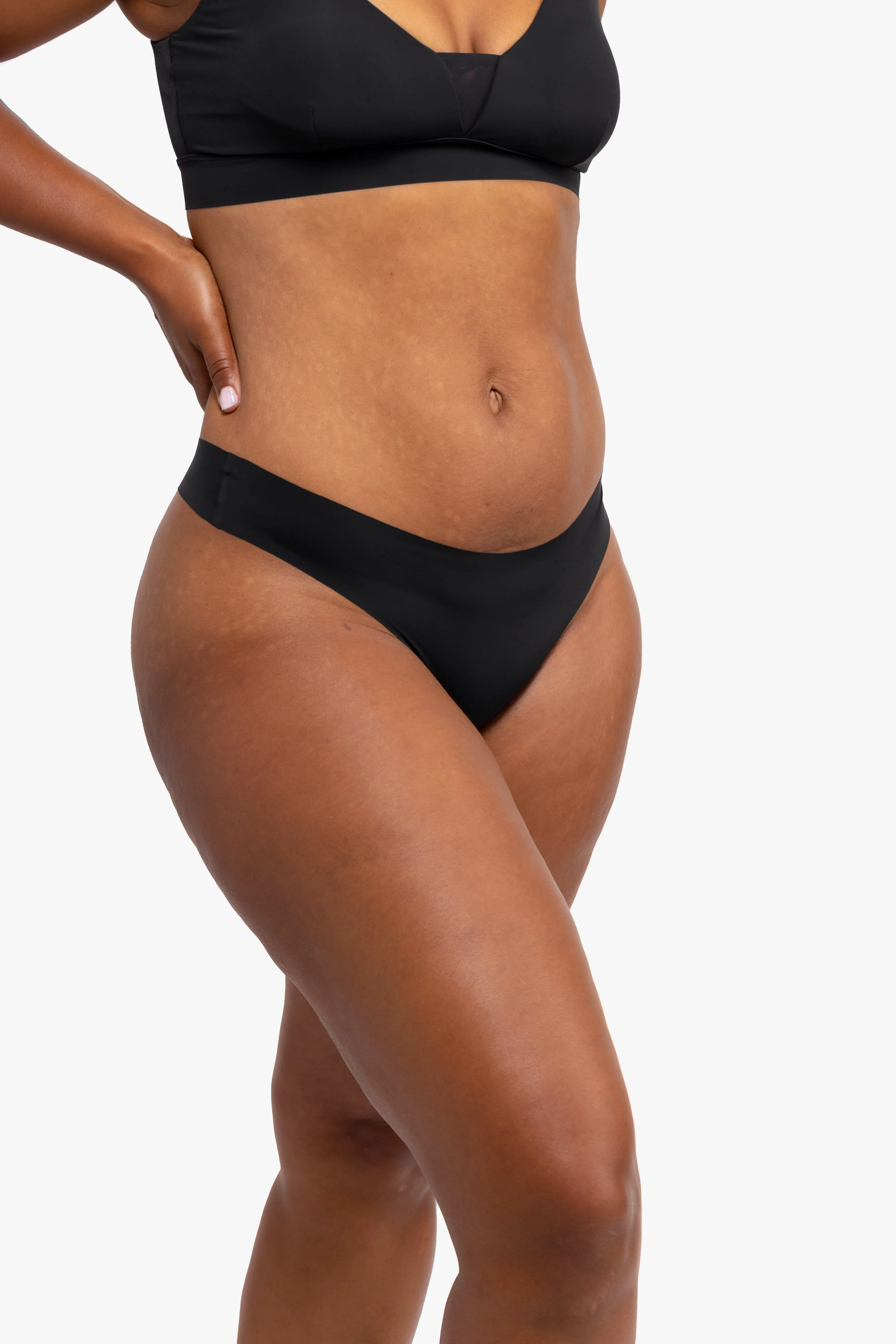 VIP Thong Neutral Seamless Thong